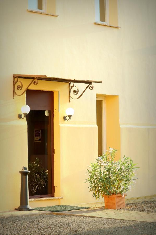 Villa Meli Lupi - Residenze Temporanee Parma Ngoại thất bức ảnh