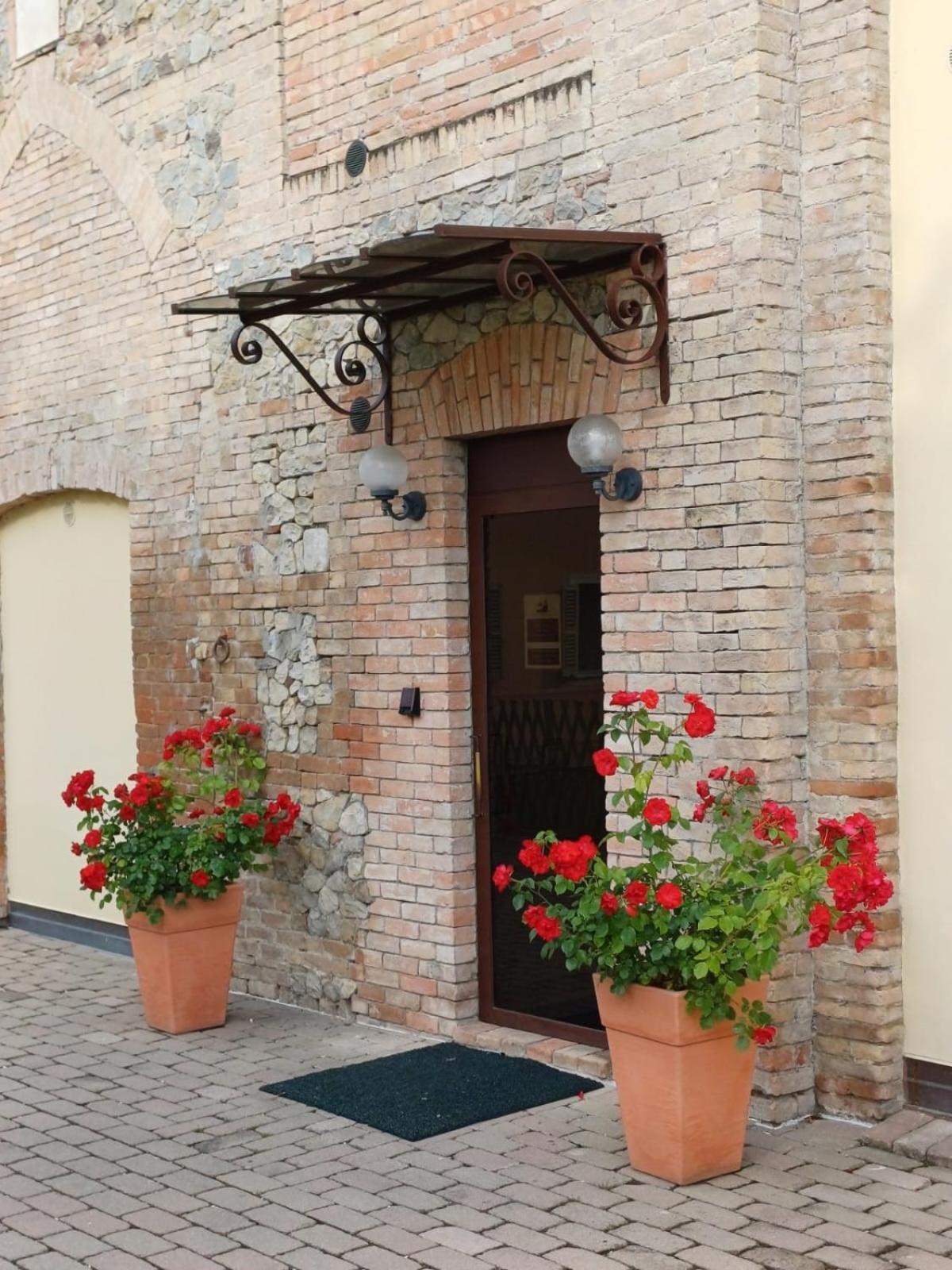 Villa Meli Lupi - Residenze Temporanee Parma Ngoại thất bức ảnh